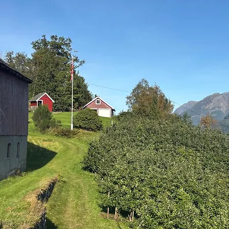 Gjestetun Jastad